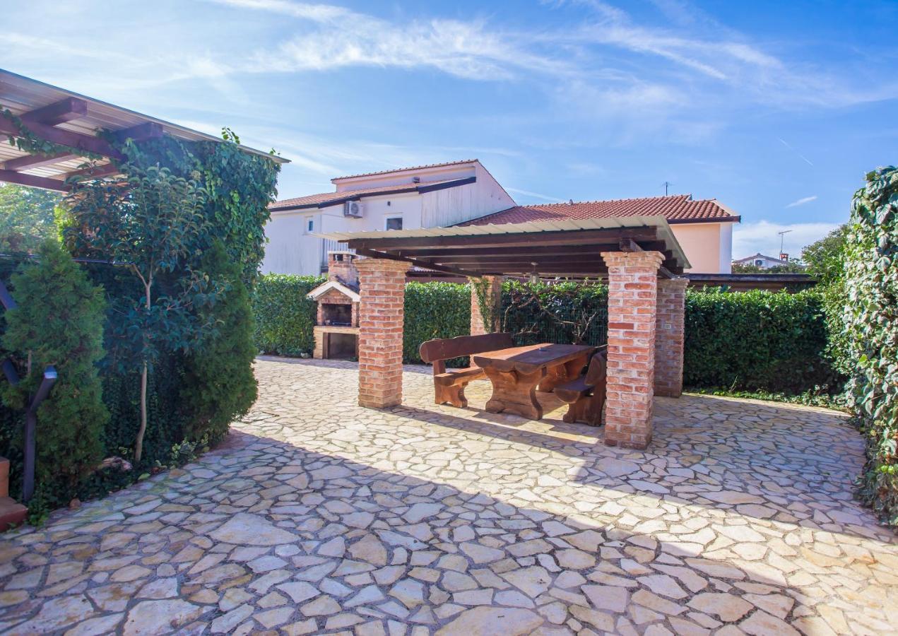 Ferienwohnung Ema-Dany Poreč Exterior foto
