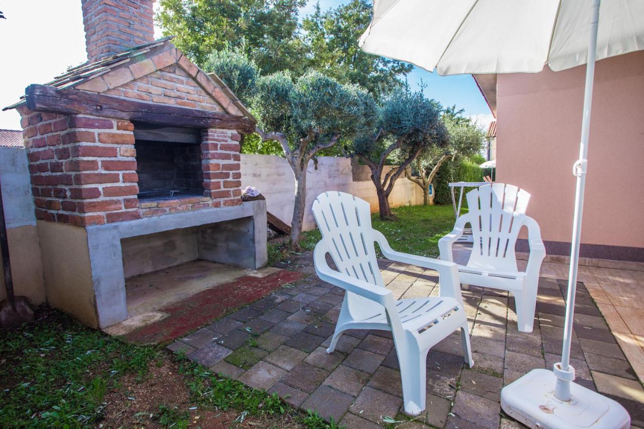 Ferienwohnung Ema-Dany Poreč Exterior foto