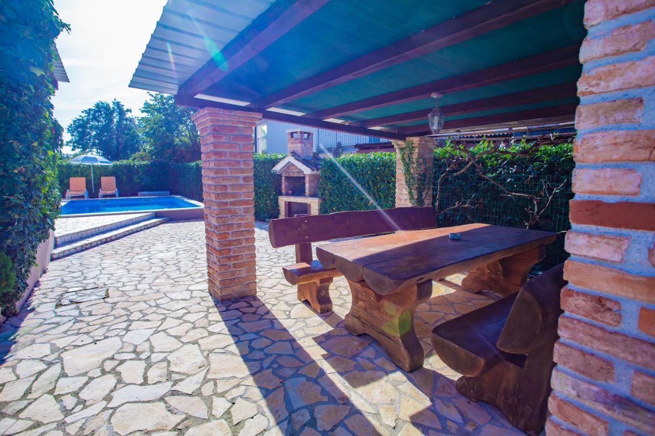 Ferienwohnung Ema-Dany Poreč Exterior foto